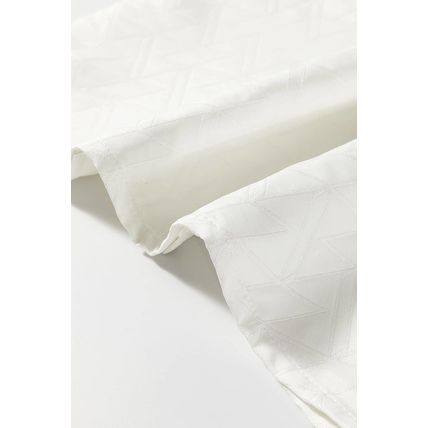 White Geometric Textured Short Sleeve Frilly V Neck Blouse