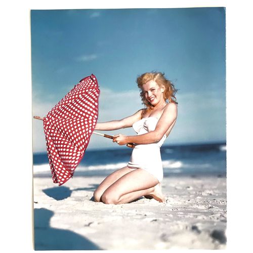 Marilyn Monroe vintage Sexy Beach Umbrella pinup print poster Playboy Wall Art d