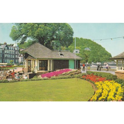 Promenade Gardens Minehead Somerset Postcard (SM77704)