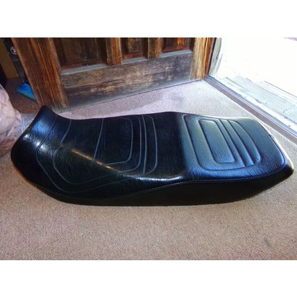 1986 Kawasaki Concours ZG100A Seat OEM 53001-1465