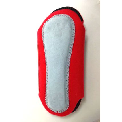 Professionals Choice Horse Splint Boots Red Length 9" in Sports Med Products Inc