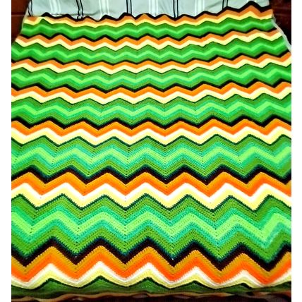 Crochet Handmade Dona Warner Chevron Afghan 55"x68" Green Yellow Brown White Tan