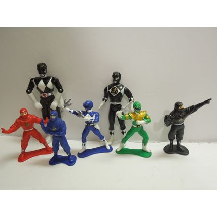 Vintage 1993 & 1995 Bandai Mighty Morphin Power Rangers Action Figures 7