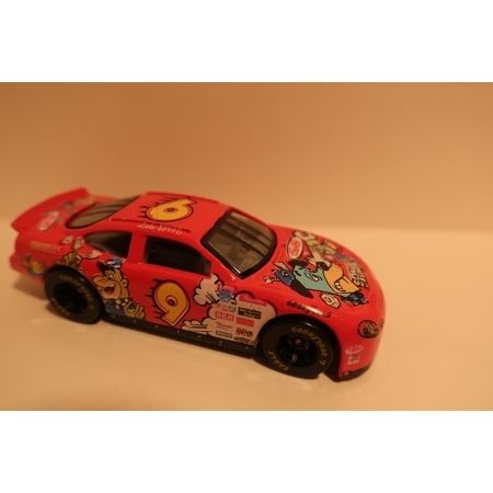 1/64 Lake Speed Huckleberry Hound # 9 Ford Taurus