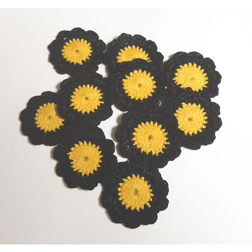 Flower appliques #F007 embellishments 10 pieces cotton crochet 35 mm diameter