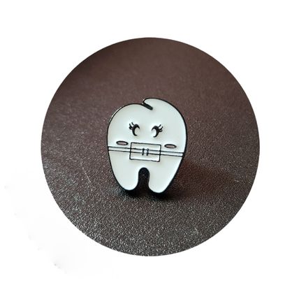 Tooth Enamel Pin Badge Cartoon Style Lapel 2 cm X 1.8 cm Comic Fun BA1