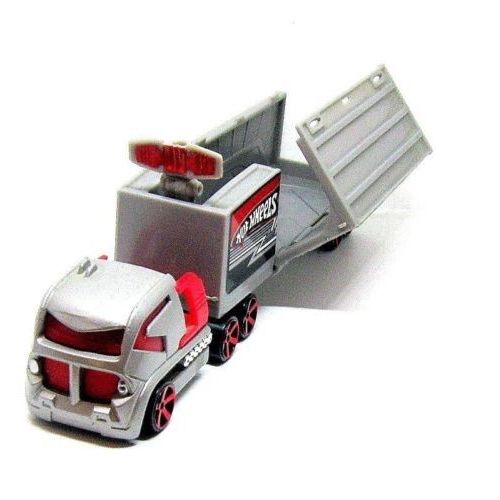 TRUCK+HELICOPTER, (TRUCK CARRYING HELICOPTER) SILVER/RED HOTWHEELS