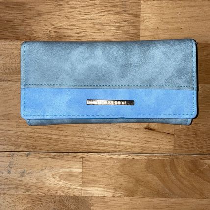 Women’s purse blue leather