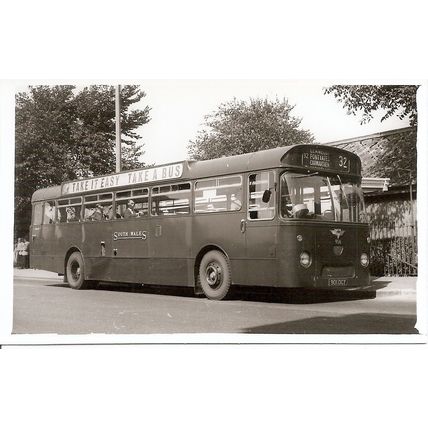 Black & White Photograph of South Wales Transport Co. Ltd. - 901 DCY
