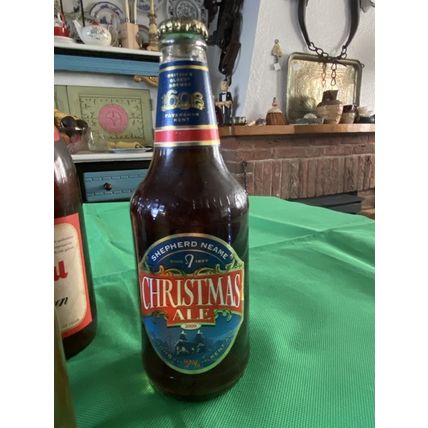 5 COLLECTABLE BREWERIANA BOTTLED BEERS AND TONIC WATER