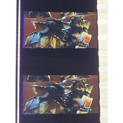 Gremlins. pk DJQ - A 014N. 1 strip of 5 film cells - 35mm