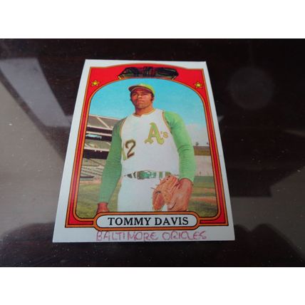 1972 Topps Card # 041 Tommy Davis Poor (1) Oakland Athletics
