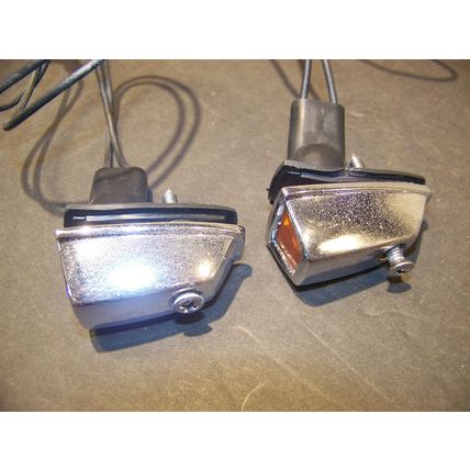 1973 74 Chrysler Dodge Plymouth Fender Turn Signals 40538A Canada
