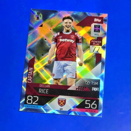 Topps Match Attax Champions League 22/23 No. 56 Declan Rice Crystal Parallel