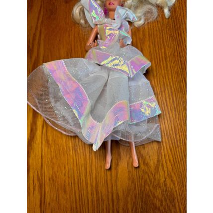 1992 SECRET HEARTS Barbie Vintage Mattel 7902 Doll Valentine's Day Magic Dress