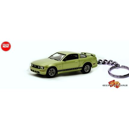 RARE KEYCHAIN LIME GREEN FORD MUSTANG