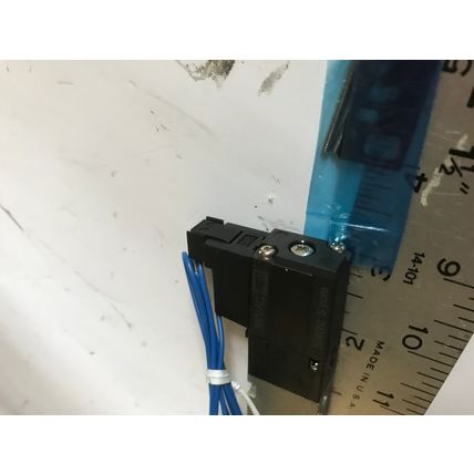 NEW SMC VZ3140-1L,SMC VZ3140 VALVE,EI