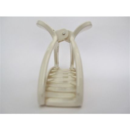 Blonde creme white hair claw clip for medium hair
