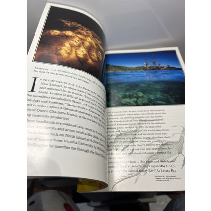 National Geographic Magazine November 1996 - Vintage Collectable ....o
