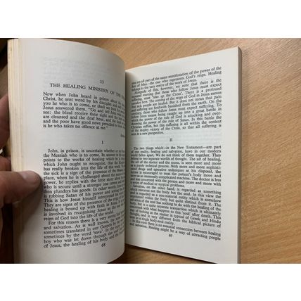 1977 "THE GOOD SHEPHERD" MEDITATIONS ON CHRISTIAN MINISTRY PAPERBACK BOOK (P2)