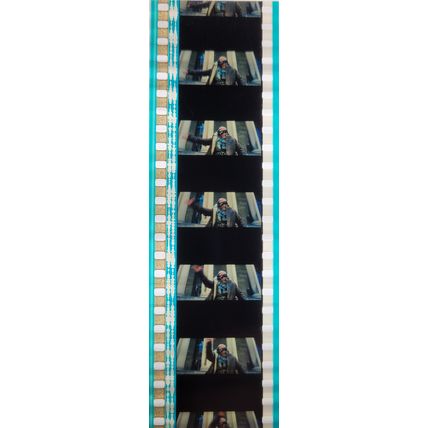DARK KNIGHT RISES PK MTP b049W . 1 STRIP OF 5 - 35MM - FILM CELLS