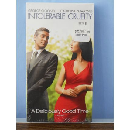 Intolerable Cruelty (VHS, 2004) NOS Catherine Zeta-Jones, George Clooney