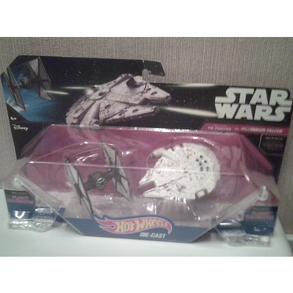 Star Wars Hot Wheels First Order Tie Fighter vs Millennium Falcon