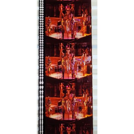 EARTH WIND & FIRE. Pk MTP - A037k. 1 STRIP OF 5 - 35MM FILM CELLS. A rare strip