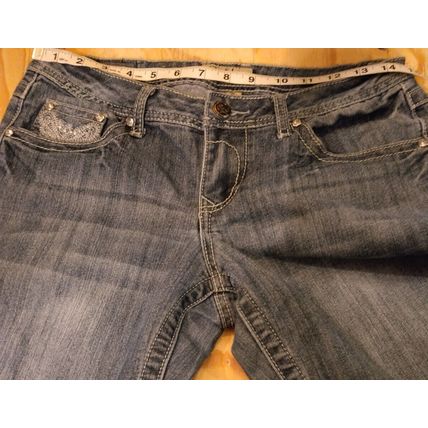Earl Jean 4P Embellished Medium Blue Denim Capri Cropped Cuffed Women's