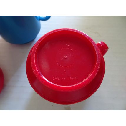 Silite Cups - 4309 Childrens Plastic Cups - 1 Blue 3 Red - Hard Plastic Set Of 4