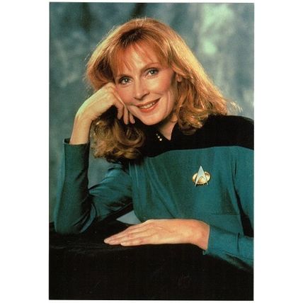 STAR TREK ' The Next Generation ' BEVERLY CRUSHER POST CARD (1991)