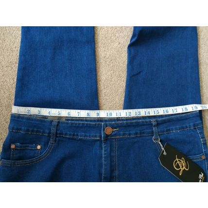 Denim Club Size size 24 straight Jeans Blue New with tag, inside leg 29.4"