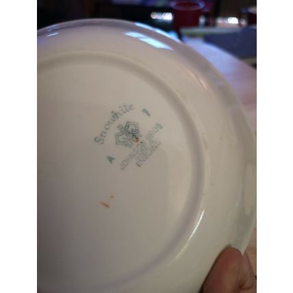 johnson brothers snowhite Shallow Dish