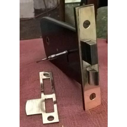 Victorian Horizontal Mortice Lock 1 Lever Has 1 Working Key and Keeper Plate