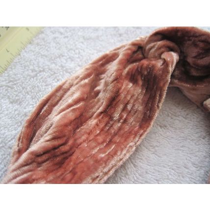 Scunci Soft Dusty Rose Pink Wide Velvet Fabric Headband Headwrap Hair Head Band