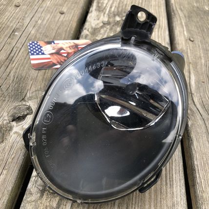 10-13 Volvo XC60 C70 C30 Left Fog Light Lamp 30796680 Valeo