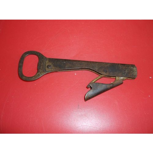 BOTTLE - BOY BY SKYLINE VINTAGE OPENER (09/10)