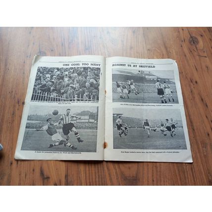 1953/54 Arsenal vs Wolves (Champions) - Division 1 - 5/9/1953