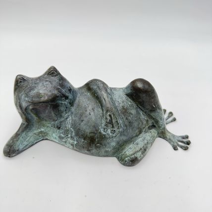 Vintage Bronze Hollow Casting RESTING Frog Sculpture 4”Hx8.5”L