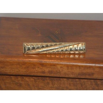 Pre-Owned Vintage Gold Tone 3 D Etched Tie Bar