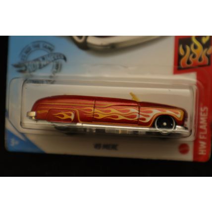 Hot Wheels 2018 HW Flames 1/10 ’49 Merc Diecast Car 219/250