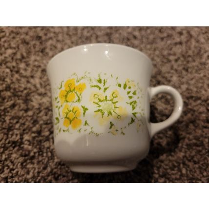 Vintage Corelle April Flowers Coffee / Tea Cup