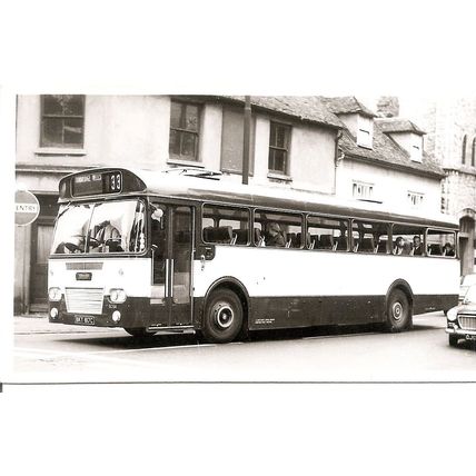 Black & White Photograph of Maidstone & District Motor Services Ltd. - BKT 817C