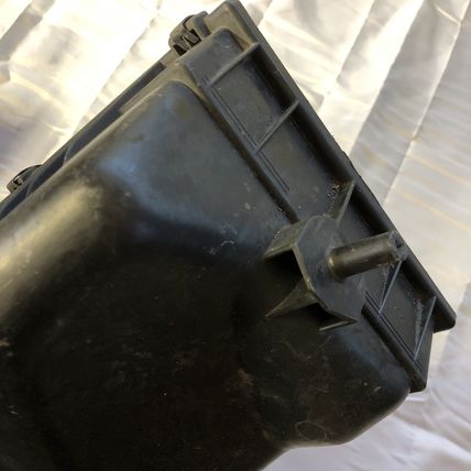 Volvo V70 S70 C70 XC70 Air Filter Cleaner Box intake Housing Turbo OEM 9445349
