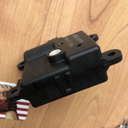 Nissan INFINITI 27731-JN60A Actuator Mode Motor Blend Air In HVAC OEM Type 1