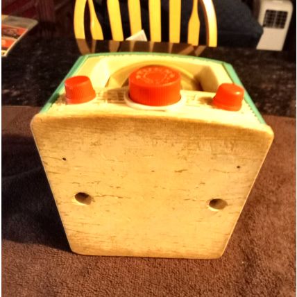 Fisher Price Music Box Peek A Boo Screen TV # 196 7 1/4" Wide Working 1964