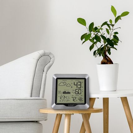 La Crosse Technology Advanced Wireless Weather Station: Dynamic Icons, Barometri