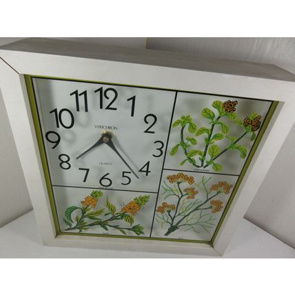 Vintage Verichron Wall Clock 11.5" Wood Glass Frame Herbs Basic Oregano Dill