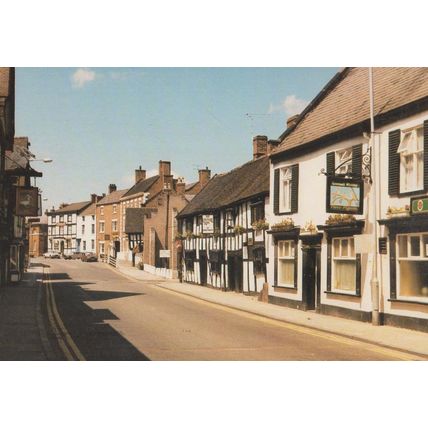 Welsh Row Greenall Whitley Pub Cheshire Cat Inn Nantwich 1980s Postcard