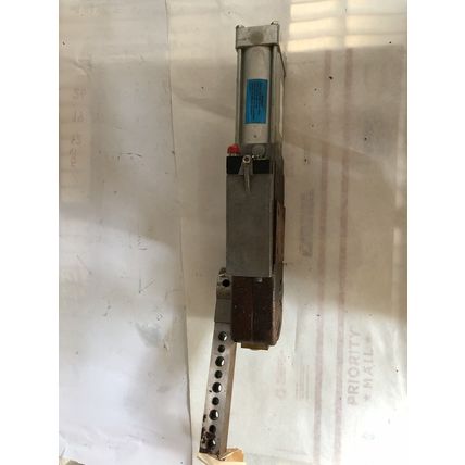 NEW DESTACO 82G6N-632C907-009180B PNEUMATIC CLAMP,TJ